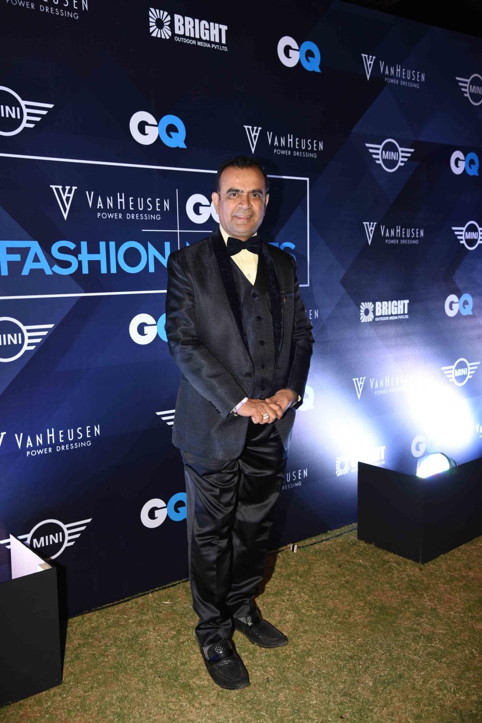 Bollywood meets fashion at 'Van Heusen and GQ Fashion Nights 2016' finale