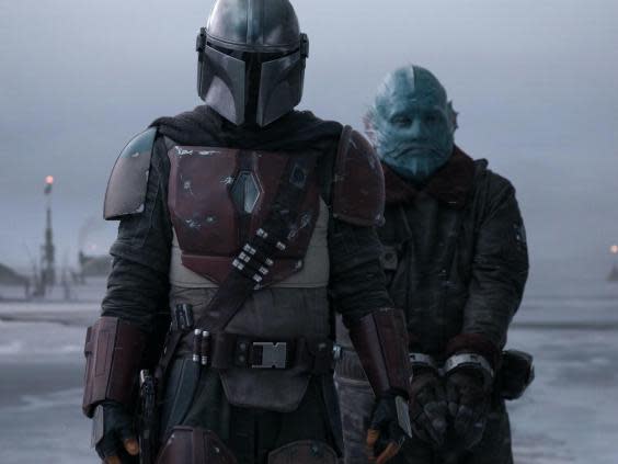 The Mandalorian collects a bounty in the Disney+ series' opening episode (LucasFilm/Disney+)