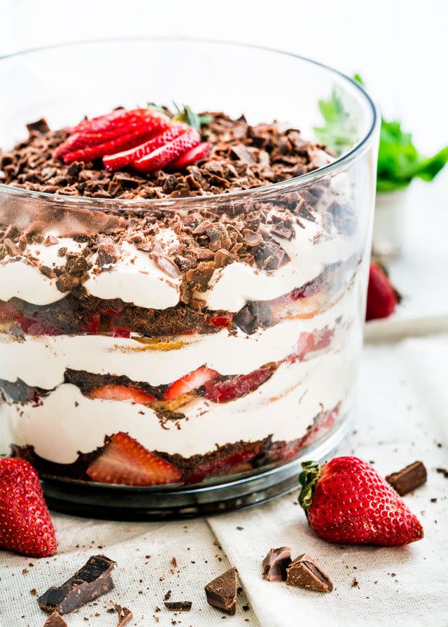 Strawberry Tiramisu Trifle