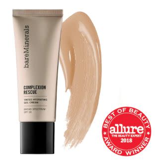 <strong><a href="https://fave.co/2IoQWDz" target="_blank" rel="noopener noreferrer">Find it for $32 at Sephora in 20 shades.</a></strong>