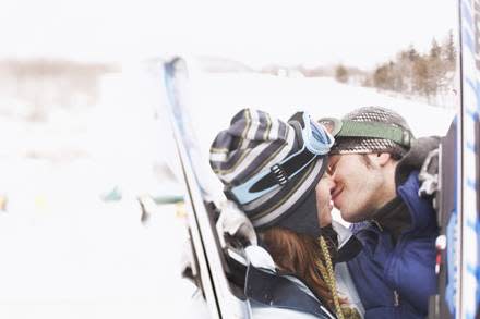 7 fun and festive date ideas: Grab your skis