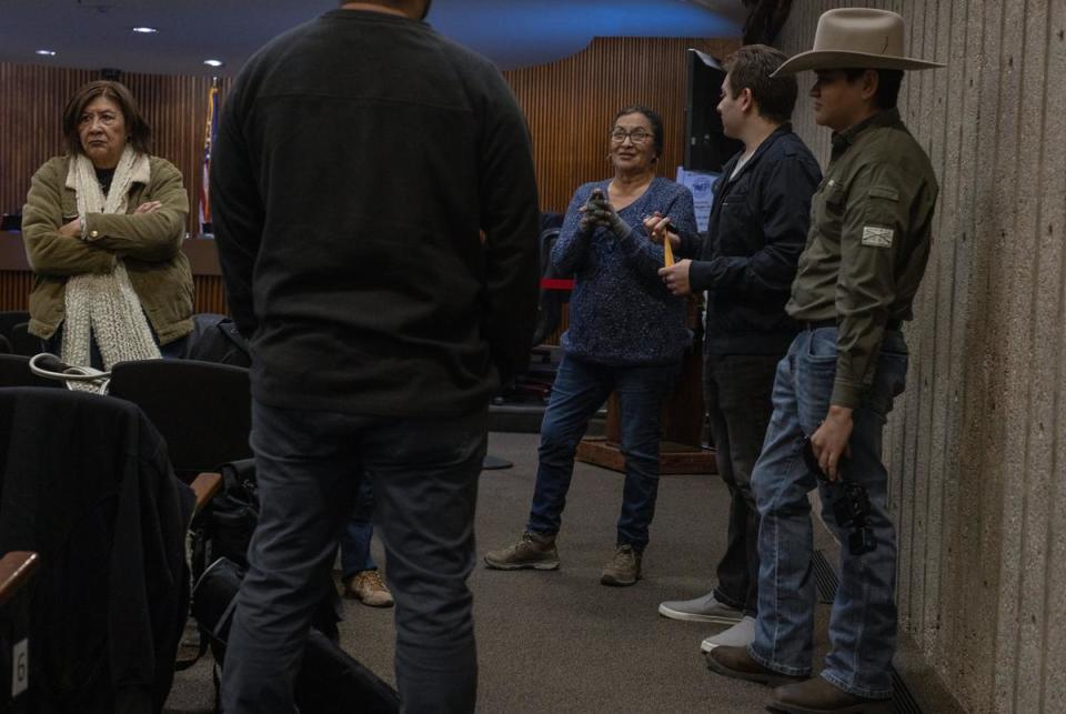 Maverick County Democratic Party Chair Juanita Martinez speaks with other members of the party during a specially called city council meeting, on Jan. 17, 2024. The council voted to not pursue legal action towards the state regarding the state's use of Shelby Park.