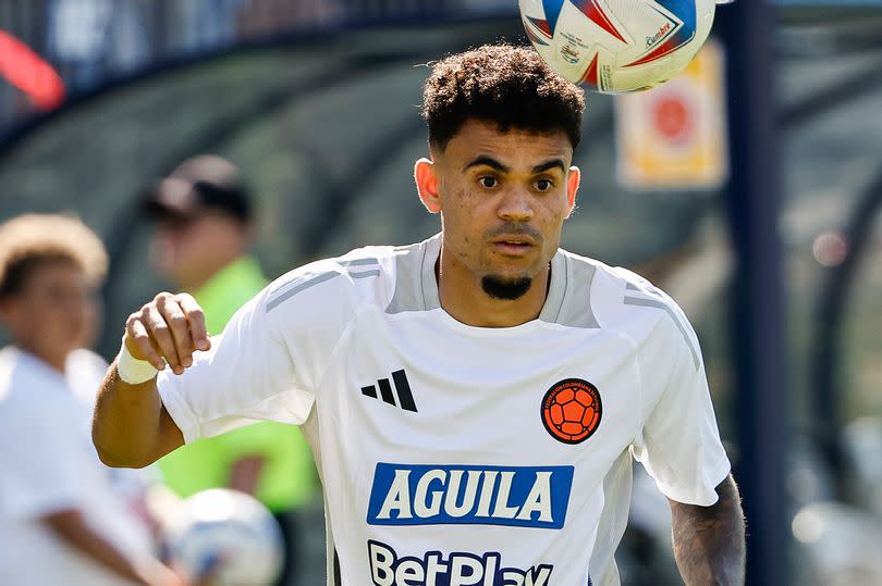 Luis Diaz of Colombia controls the ball during a warm-up.