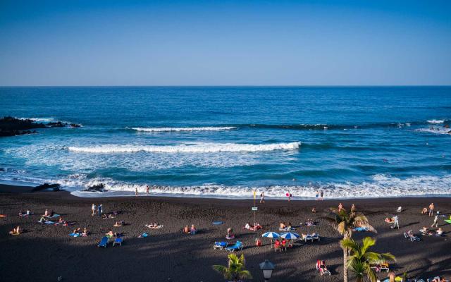 Black Sea Beach Nude - Where on Earth to Find a Black Sand Beach