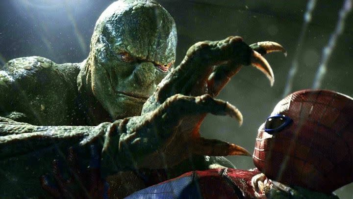 Lizard subdues Spider-Man in "The Amazing Spider-Man."