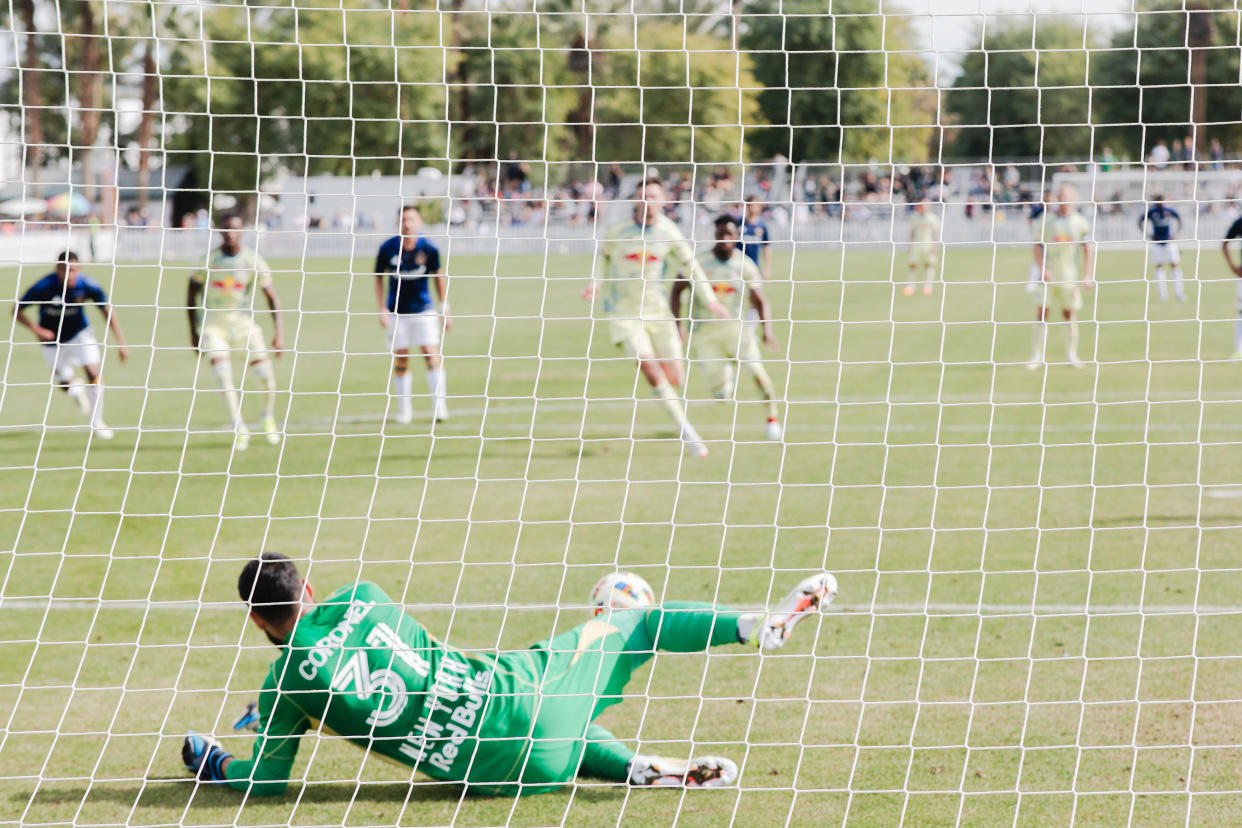 Los Red Bulls de New York City se enfrentan al Galaxy de Los Ángeles en el Coachella Valley Invitational, en Indio, California, el 17 de febrero de 2024. (Alex Welsh/The New York Times).