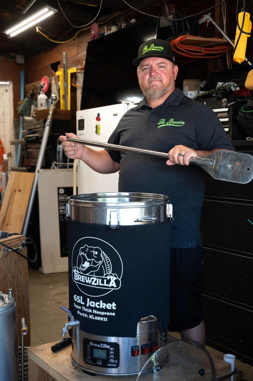 Henry VanderWeide III brews beer using an all-in-one electric system at his home in Ripon, Calif., Friday, August 18, 2023. Andy Alfaro/aalfaro@modbee.com