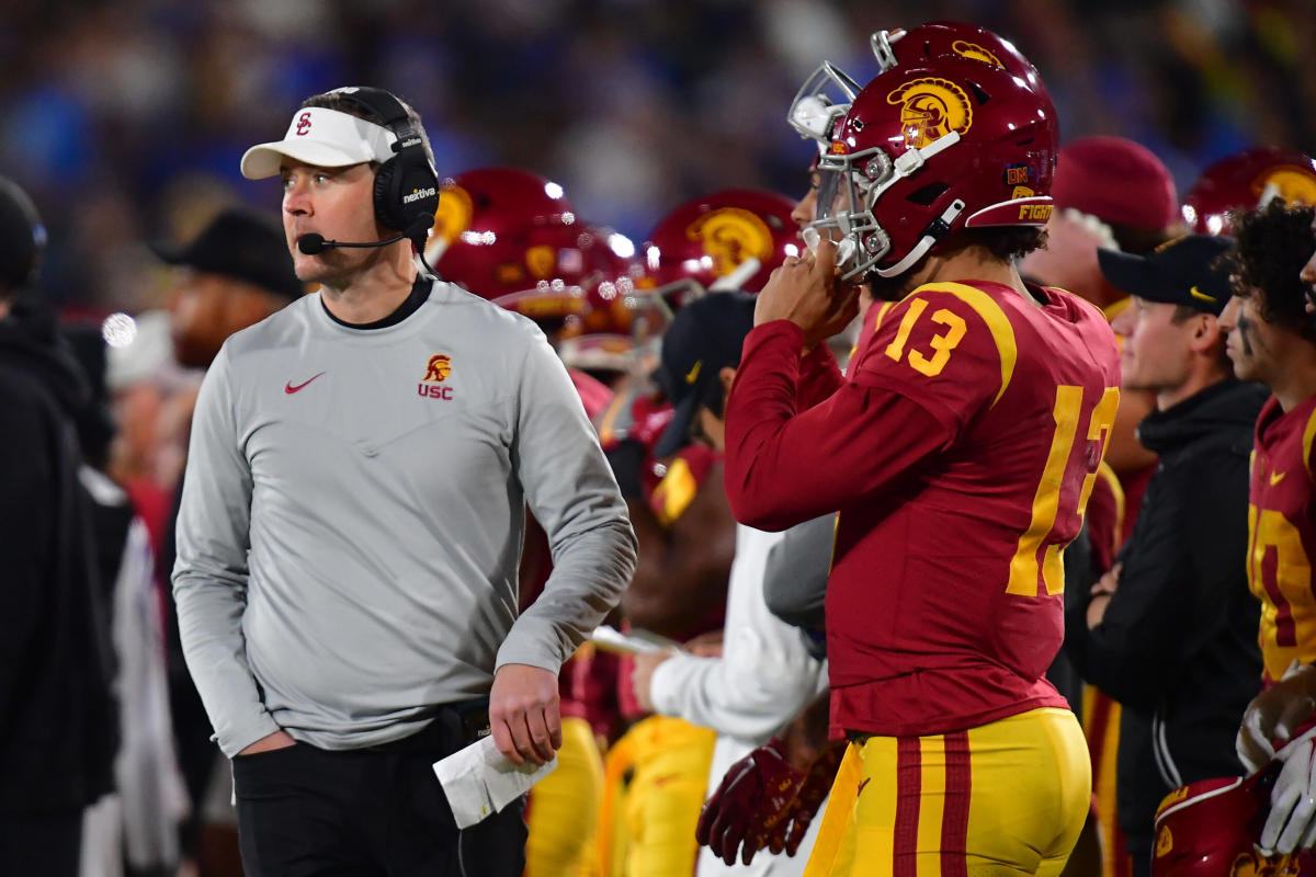 ESPN analyst picks USC to win the Pac-12 and make College Football