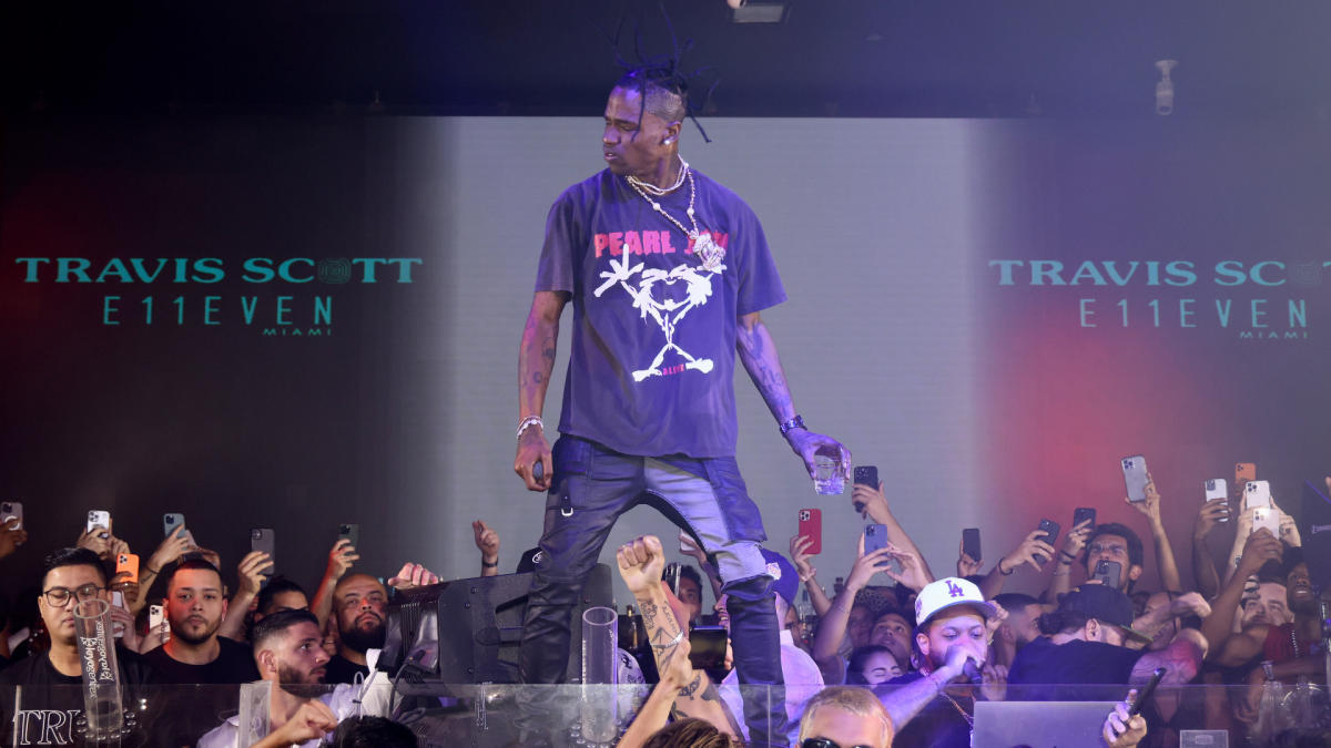 How Travis Scott tried to hype up Astros crowd before Game 6