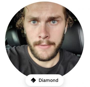 This is the main photo used for Sam Lyon's Uber Eats account.