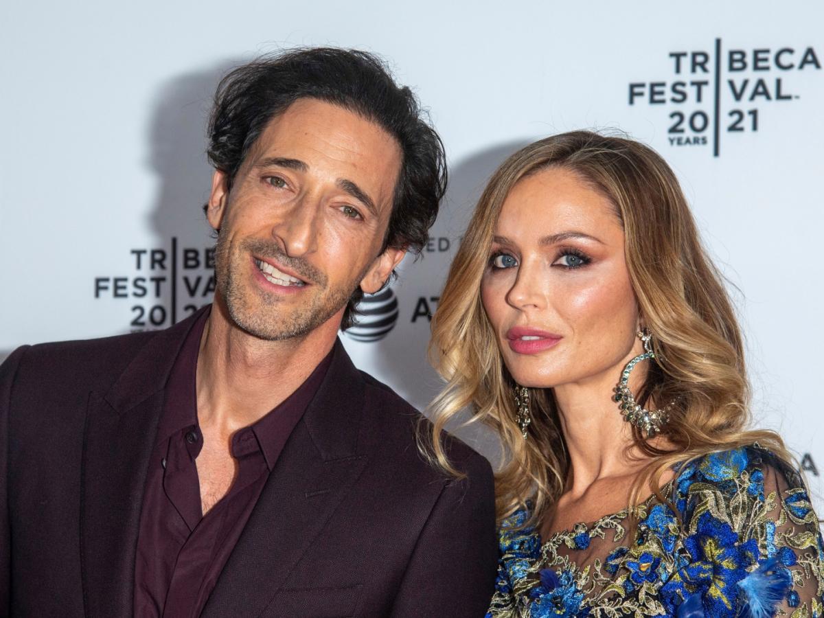 Harvey Weinsteins Ex-Wife Georgina Chapman Is Taking Her Love Life Public With New Man Adrien Brody