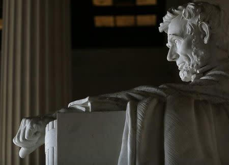 Former U.S. President Abraham Lincoln's statue at the Lincoln Memorial is seen in Washington March 27, 2015. REUTERS/Gary Cameron