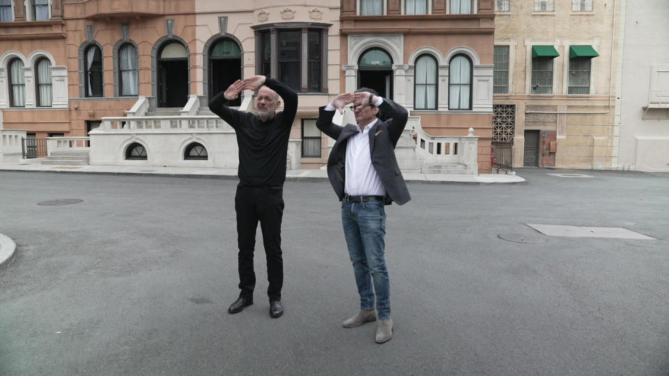 Tom Hanks shows Turner Classic Movies host Ben Mankiewicz how to pretend a studio back lot is a real city street.  / Credit: CBS News