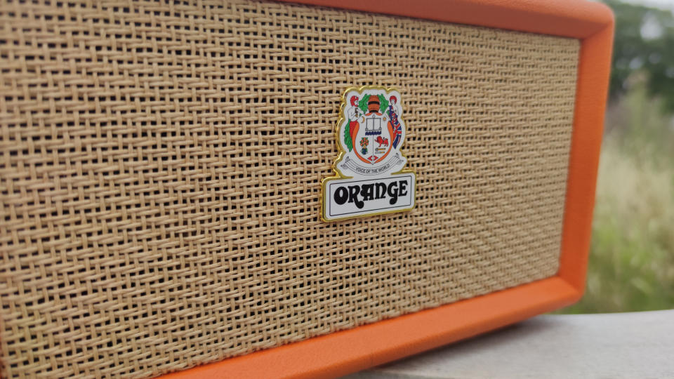 The speaker logo of the Orange Box