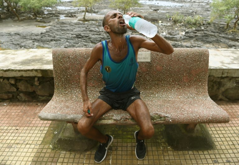 Samir Singh, dubbed "The Faith Runner", spent nearly three months running between Mumbai's slums and business district using donated clothes and equipment, and living on just $3 a day