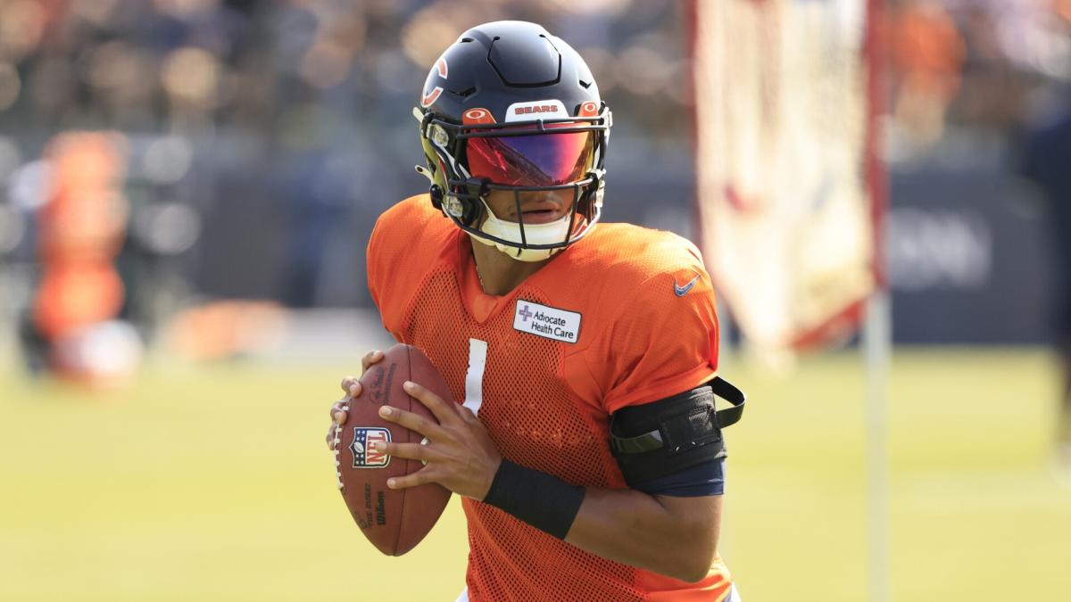 Bears vs. Dolphins: Justin Fields shines in preseason debut