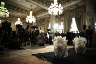 <p>Drumstick and Wishbone, the National Thanksgiving Turkey and its alternate “wingman,” are introduced during an event hosted by The National Turkey Federation at the Williard InterContinental, Nov. 20, 2017 in Washington. (Photo: Chip Somodevilla/Getty Images) </p>