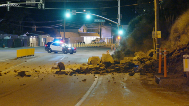 One lane open after rockslide shuts down Pacific Coast Highway in