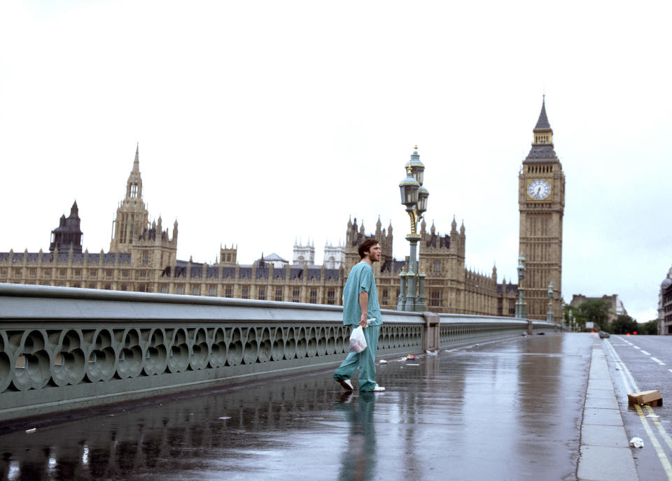 28 DAYS LATER, Cillian Murphy, 2002, TM & Copyright (c) 20th Century Fox Film Corp. All rights reserved. 