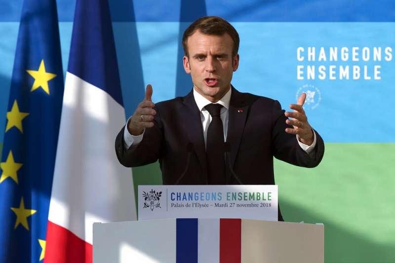2018年11月27日，法國總統馬克宏發表能源政策演說。（AP）