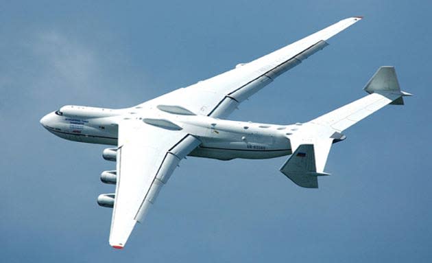 By 2000, the need for additional An-225 capacity had become apparent, so the decision was made in September 2006 to complete the second An-225.
