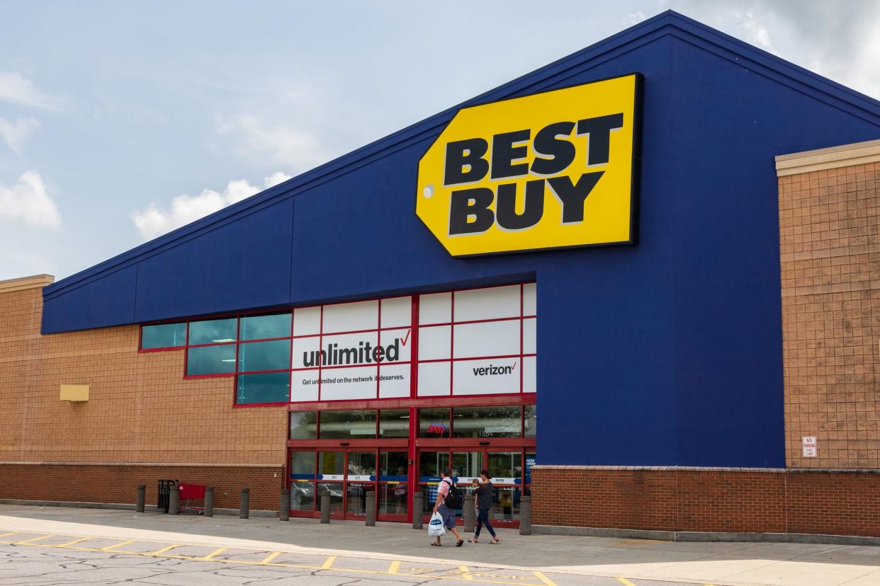 Best Buy exterior 