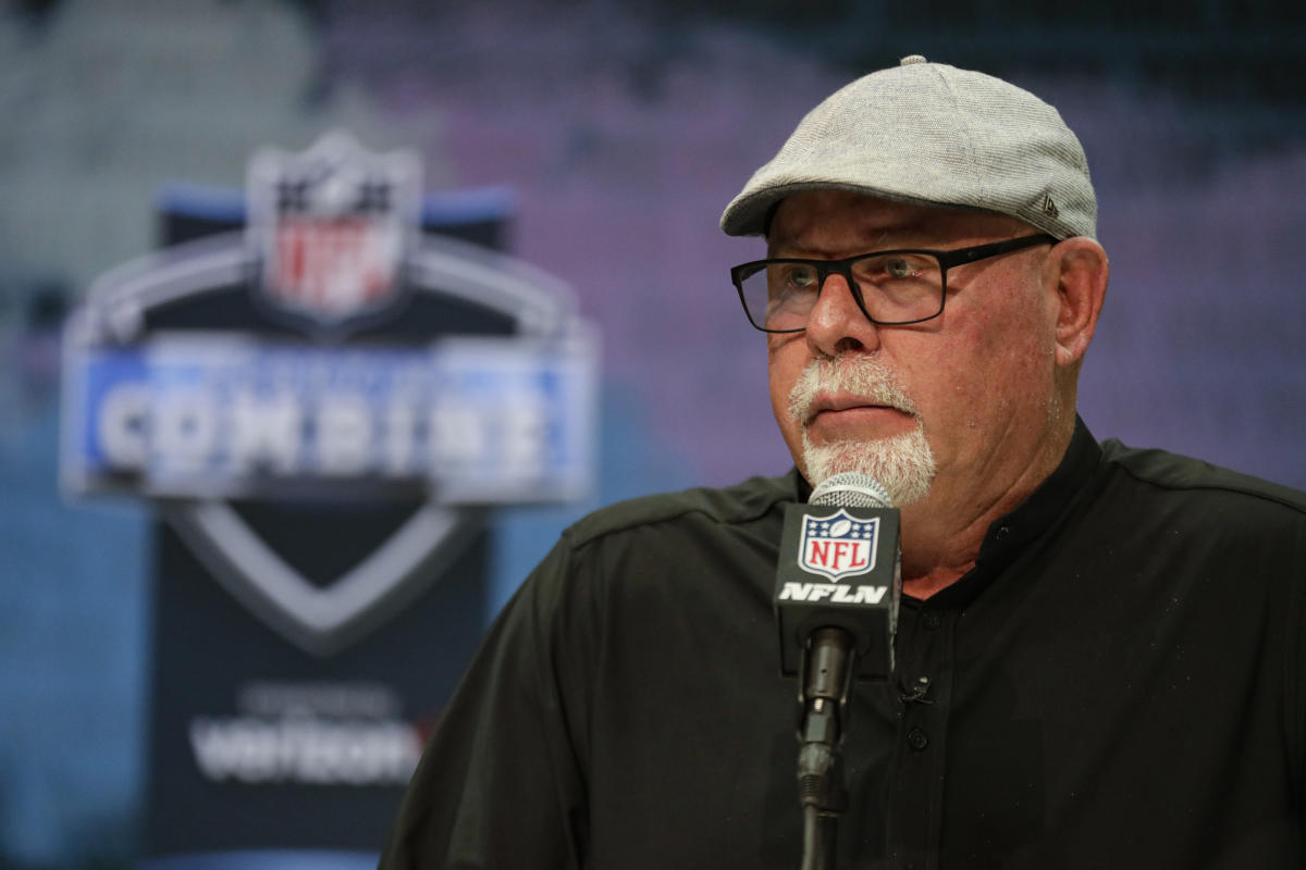 Tom Brady to Tampa Bay: Buccaneers coach Bruce Arians worried QB would back  out of deal at last minute for mystery team (report) 