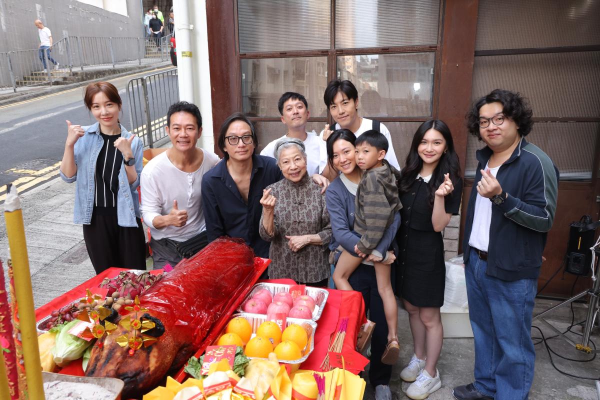 Ghost Queen Luo Lan Joins Director Peng Fa for Opening Ceremony of ‘Reborn Man’ Drama