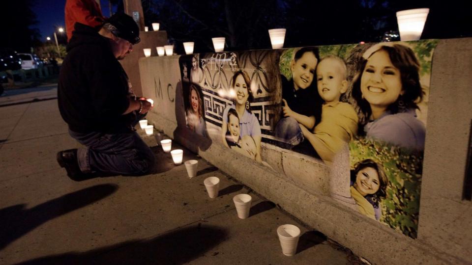 PHOTO: A makeshift memorial with photographs of Susan Cox Powell and her sons Braden and Charlie, is lit with candles during a vigil at McKinley Park in Tacoma, Wash., Feb. 6, 2012. (Ted S. Warren/AP, FILE)