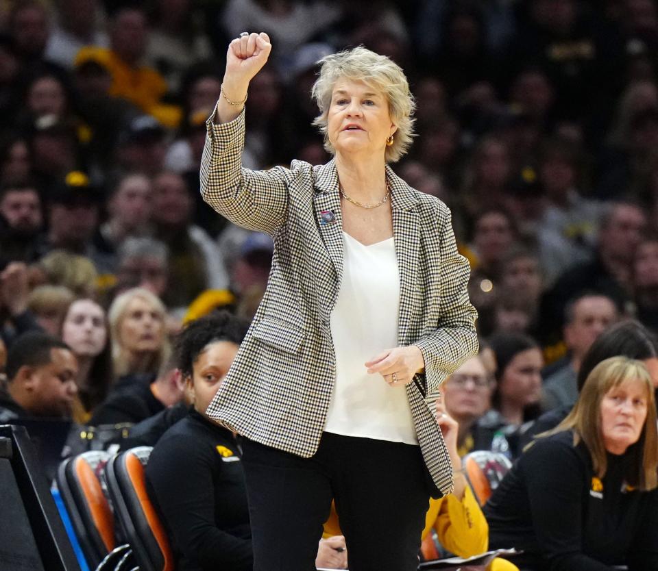Iowa Hawkeyes Lisa Bluder coaches the Iowa Hawkeyes against the Connecticut Huskies during the NCAA Final Four on April 5, 2024.
