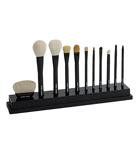 <p>At this price, you’d hope that these eleven brushes would last you a lifetime. Sadly, that probably wouldn’t be the case. </p>