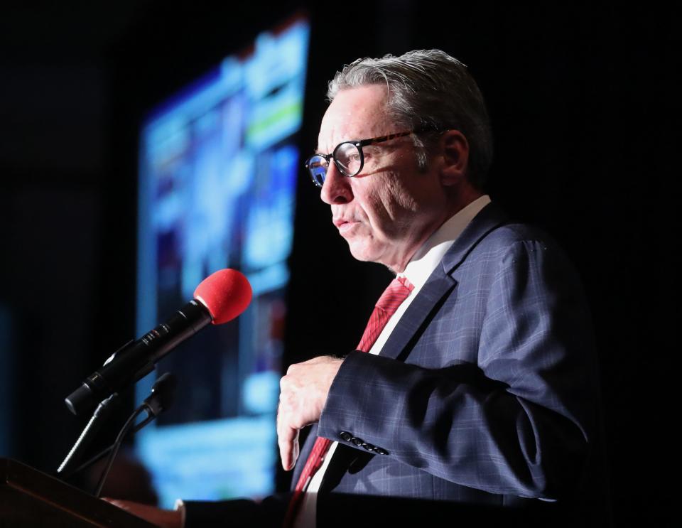 Rockland GOP chair Lawrence Garvey speaks during election night at the Pearl River Hilton Nov. 8, 2022.