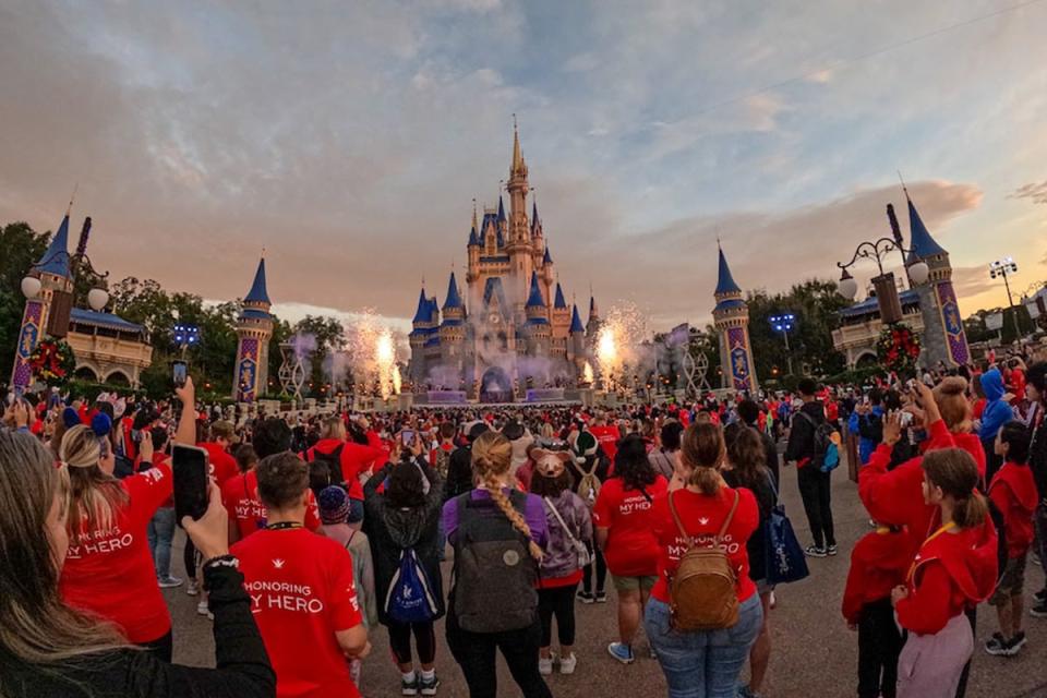 Over 700 families of fallen military members gathered at Walt Disney World in December, 2023, as part of a 5-day retreat hosted by The Gary Sinise Foundation.