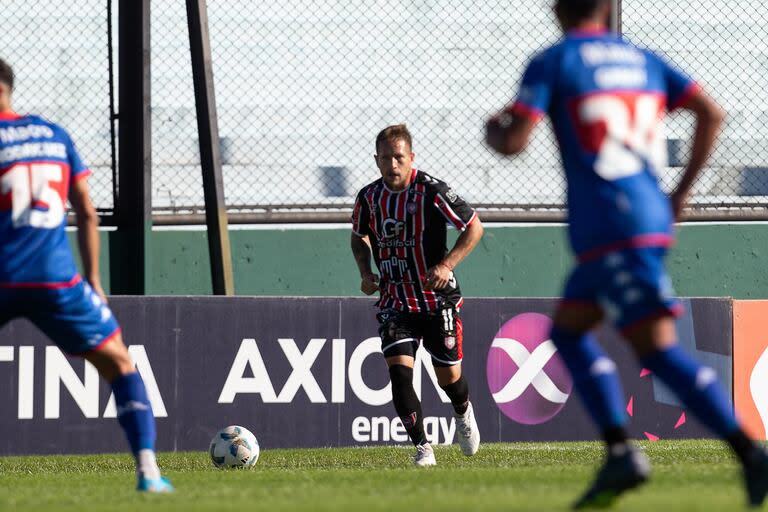 Brandán pasó de agredido a héroe de Chacarita en el clásico contra Tigre.