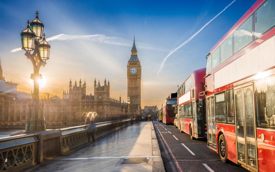 London, England, The iconic Big Ben and the Houses of Parliament