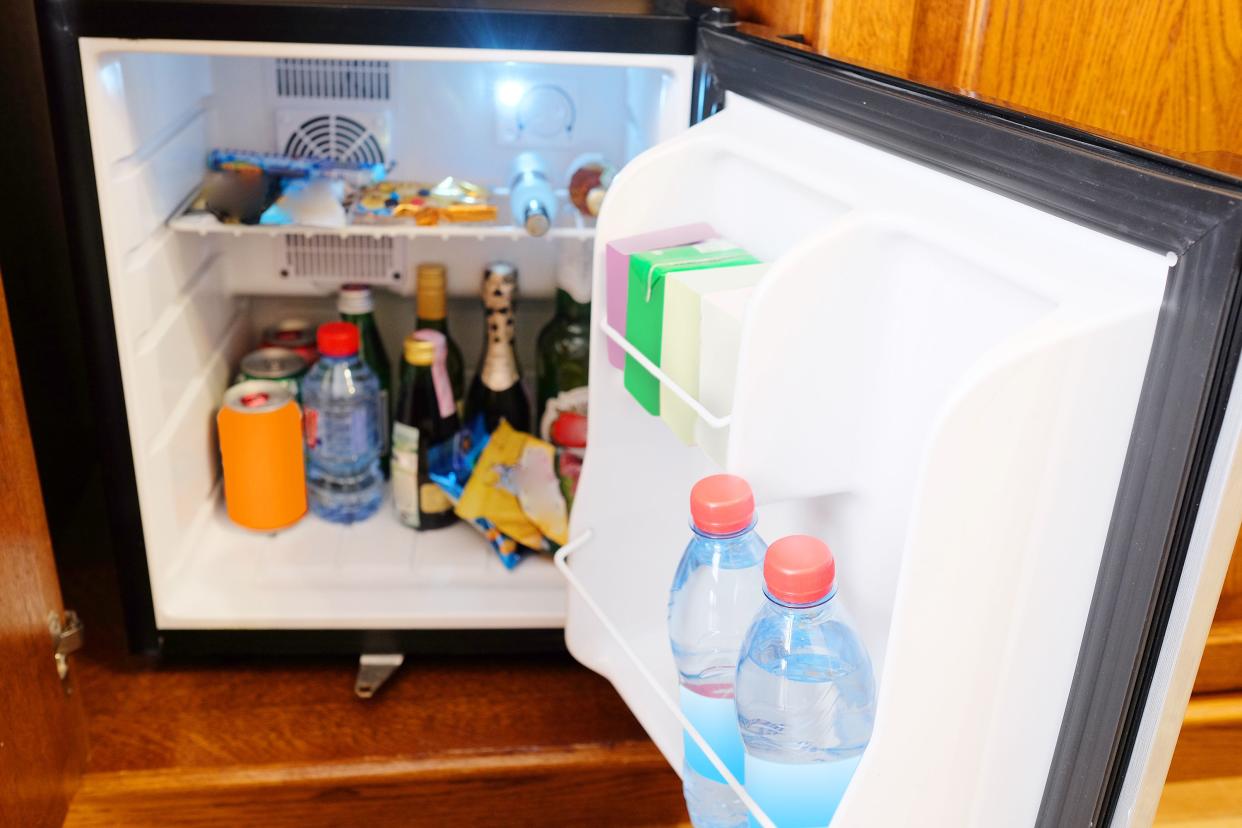 Outdoor mini bar in room