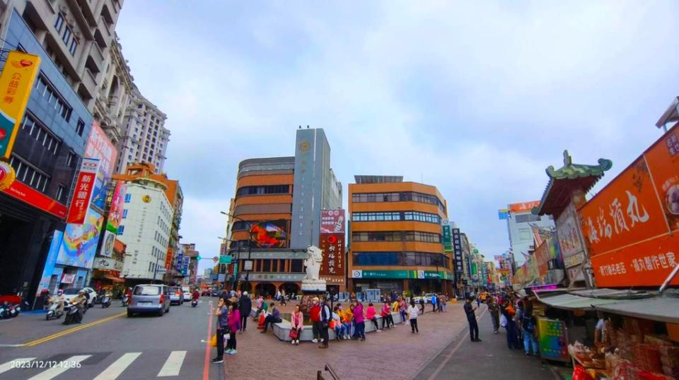 《圖說》新竹市明年最高地價宗地，移轉至城隍廟旁中山路角地，每平方公尺448,000元（每坪約148萬元），成為明年竹市新地王。（圖／新竹市政府提供）