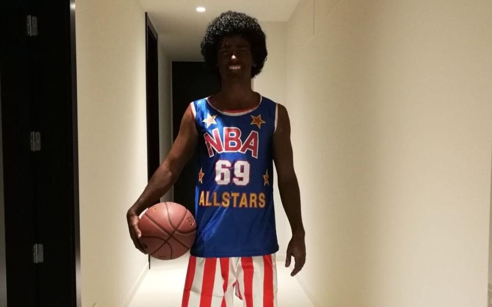 Antoine Griezmann deletes 'blacked up' fancy dress picture after being branded racist