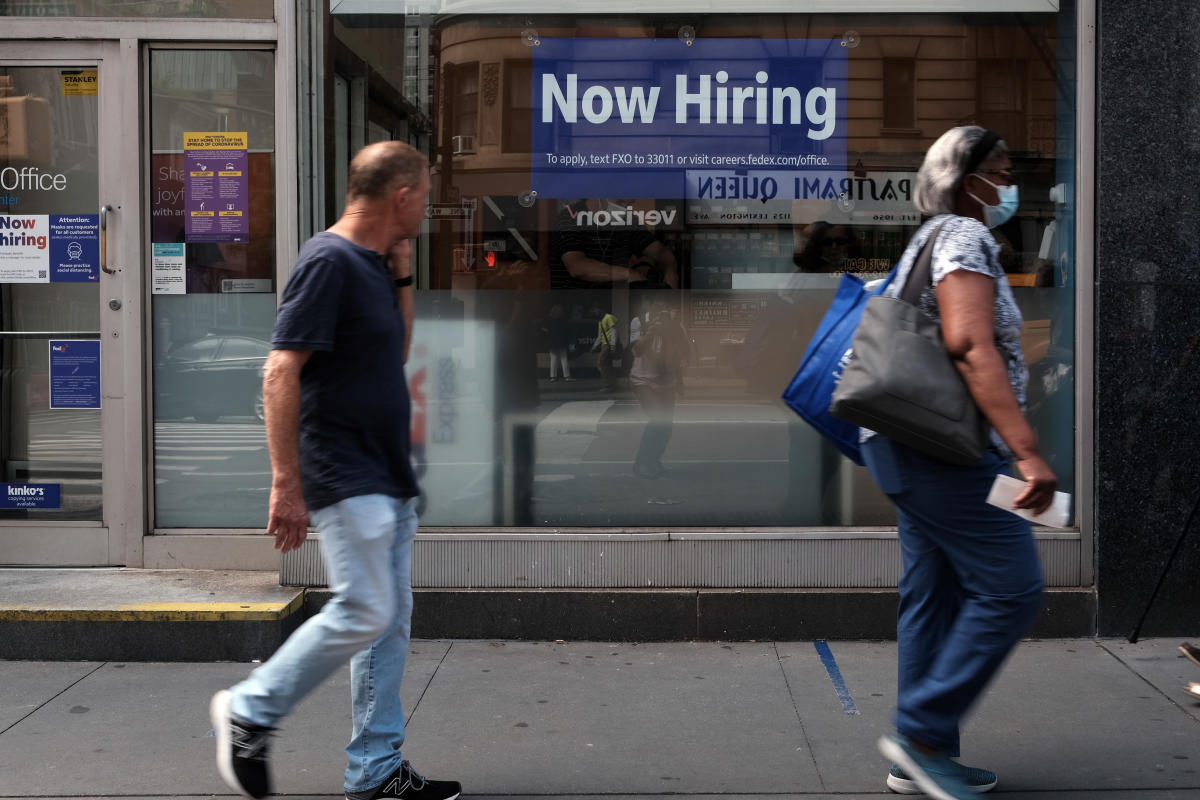 Payrolls rise by 199,000 as unemployment rate falls to 3.9{1b90e59fe8a6c14b55fbbae1d9373c165823754d058ebf80beecafc6dee5063a}