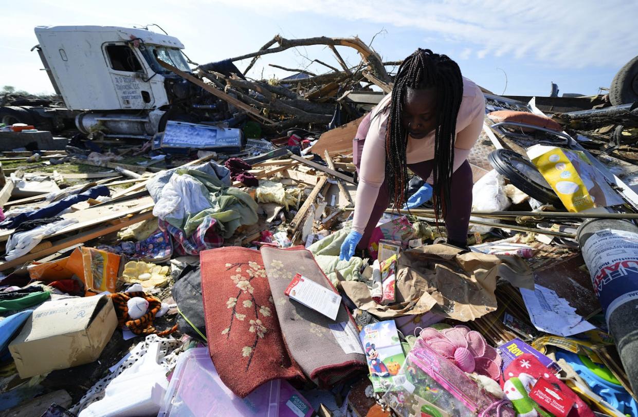 Recovering after tornadoes, particularly in small towns, has many challenges. <a href="https://newsroom.ap.org/detail/SevereWeatherMississippi/61b370c8d262411c808d90ce32510603/photo" rel="nofollow noopener" target="_blank" data-ylk="slk:AP Photo/Julio Cortez;elm:context_link;itc:0;sec:content-canvas" class="link ">AP Photo/Julio Cortez</a>
