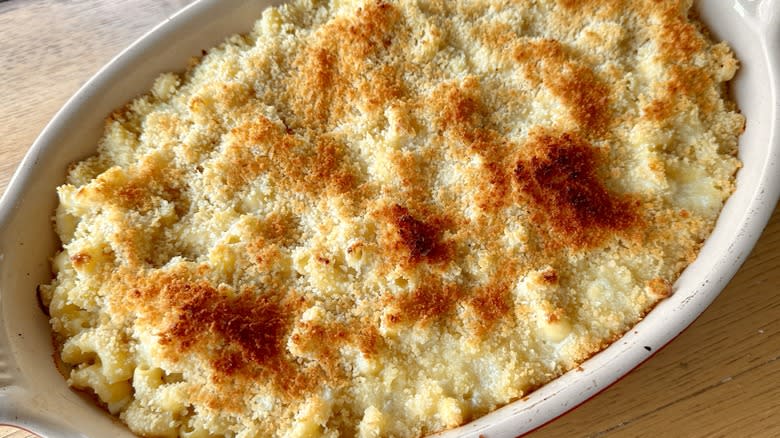 golden panko mac and cheese