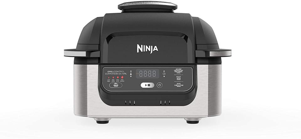 Ninja Foodi 4-in-1 Indoor Grill with 4-Quart Air Fryer. Image via Amazon.