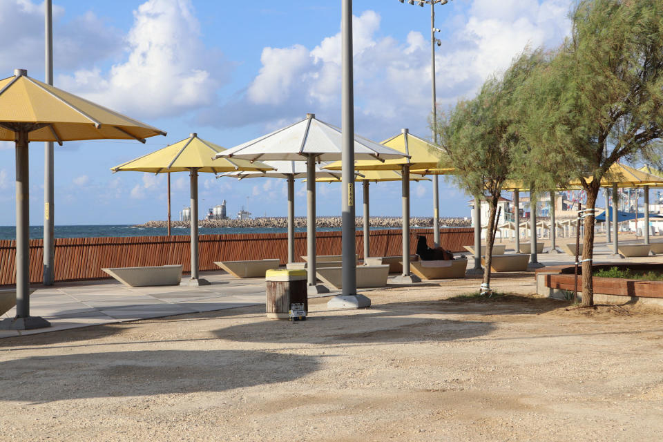 A normally busy part of Ashdod, Israel, near the popular Mei Ami beach on Tuesday. (Chantal Da Silva)