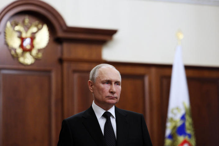 Președintele Vladimir Putin se adresează națiunii, a declarat Kremlinul pe 24 iunie 2023, în timp ce Rusia se confrunta cu o rebeliune a grupării mercenare Wagner care a promis că va răsturna conducerea militară a Moscovei.  (Gavriil Grigorov / AFP - Getty Images)