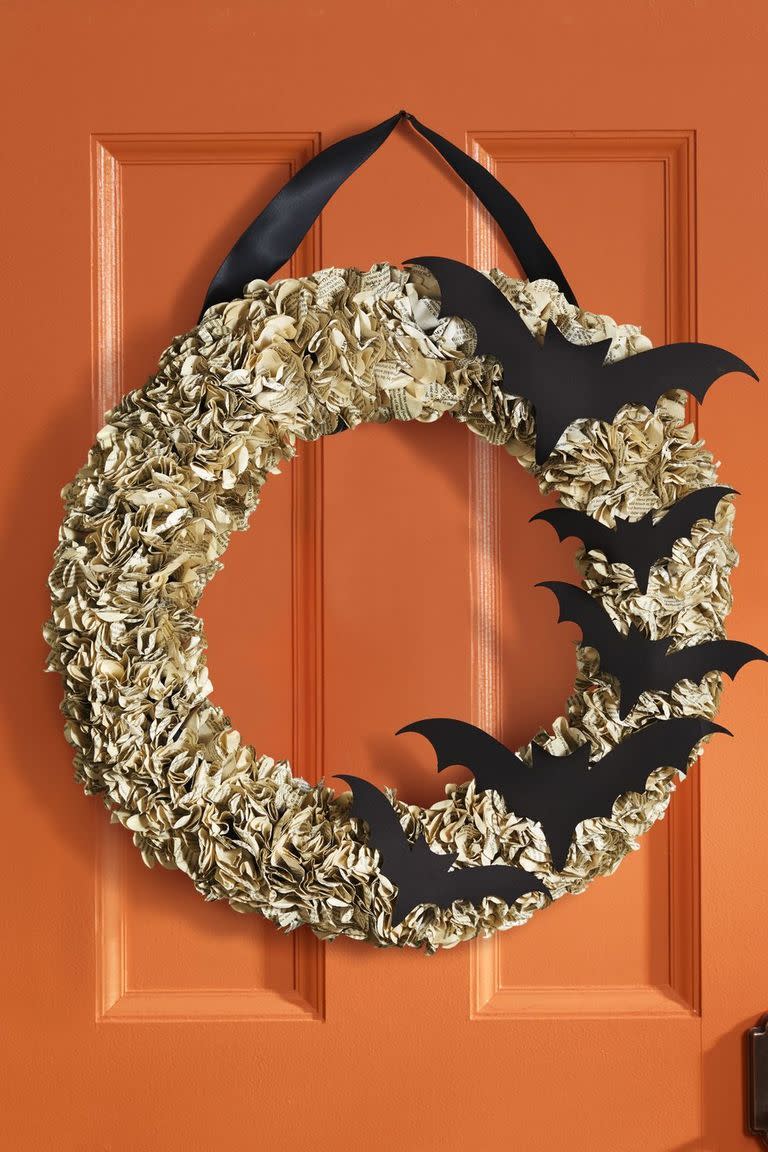 15) Bat Wreath