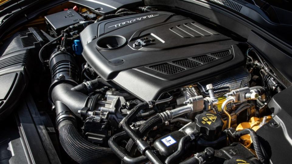 Levante GT Eracle Edition搭載的是12.0升複合動力系統，擁有330匹動力的高校輸出。(圖片來源/ 臺灣蒙地拿)