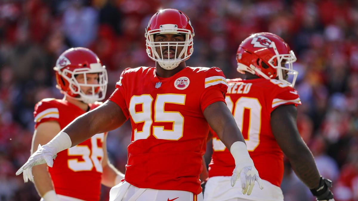 Chris Jones returns with a fury as Chiefs stifle Jaguars in 17-9 win