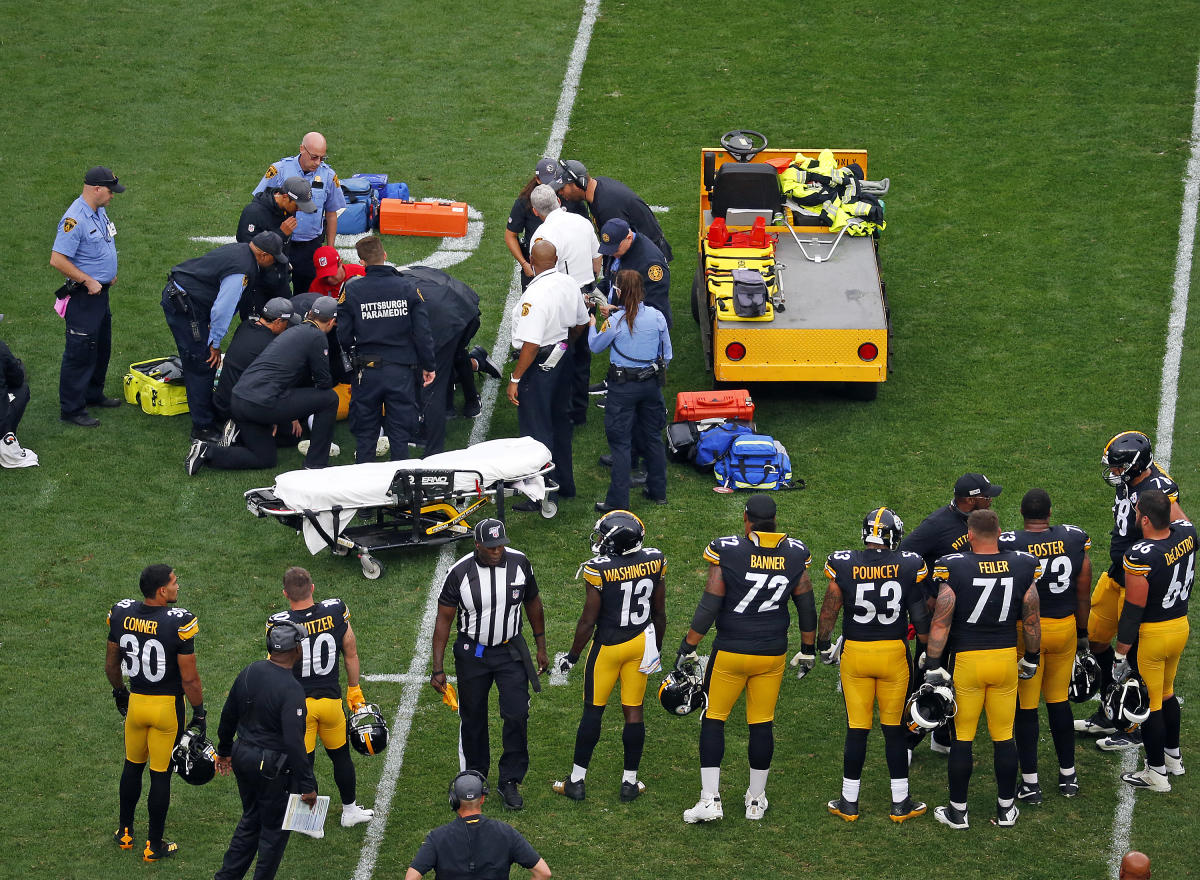 VIDEO: Steelers' Mason Rudolph Knocked Out After Hit, Walks Off Field