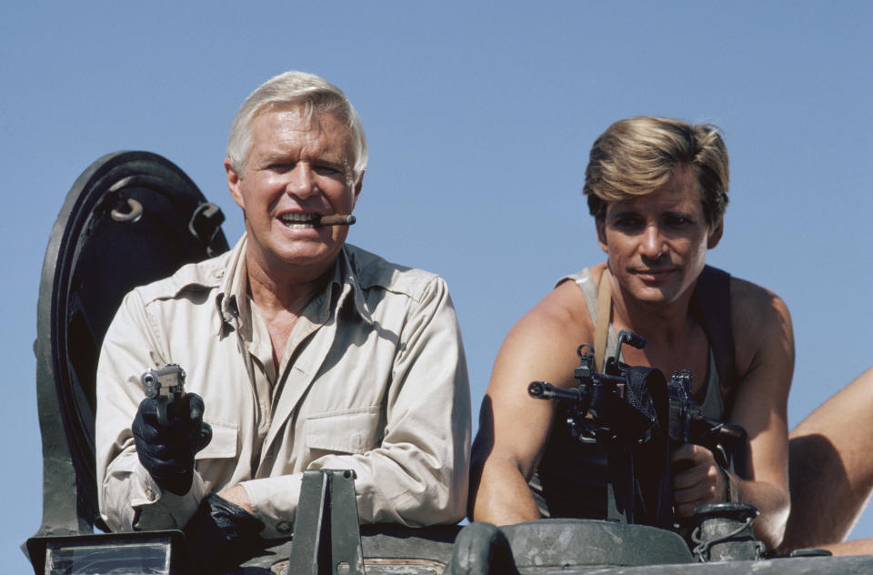 BRIGADA A– Episodio 8 de “The Island” – En la foto: (de izquierda a derecha) George Peppard como el coronel John 