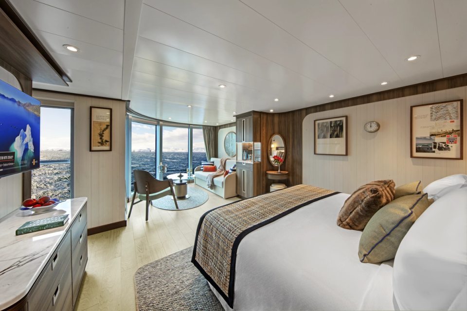 Cosy up in panorama veranda suites onboard the Seabourn Venture (Seabourn)